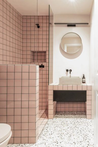 ¿Te atreverías con un baño rosa? 21 Baños de color rosa